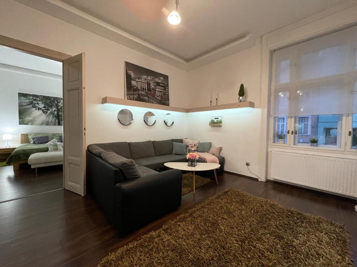 Apartment St3 *