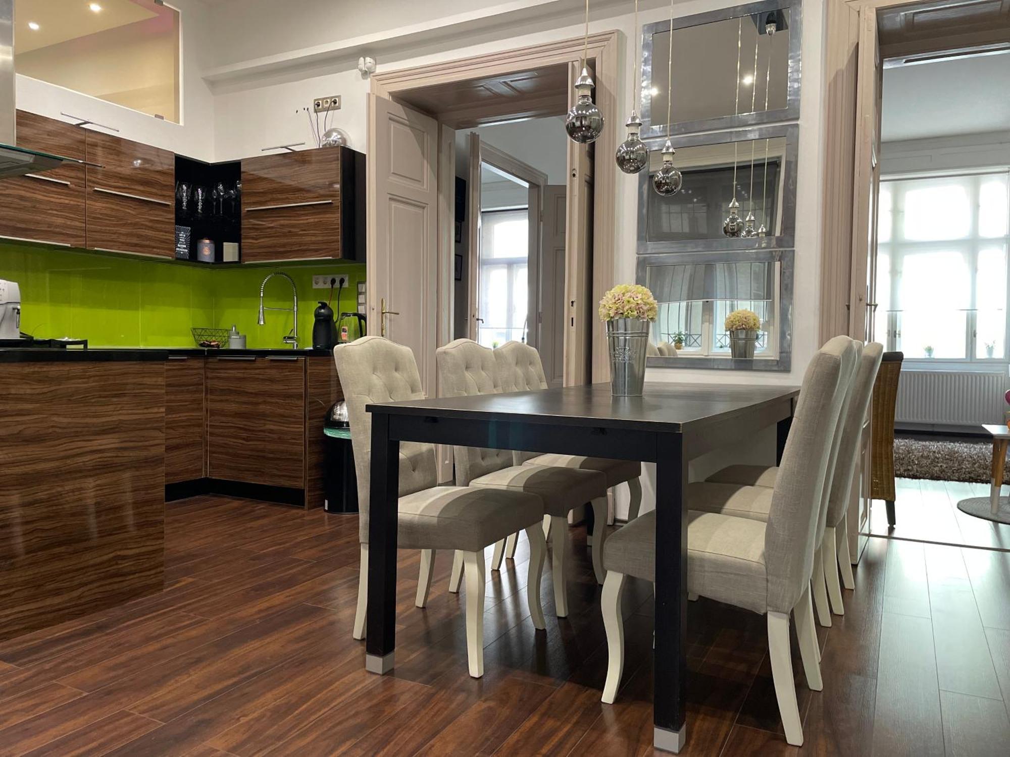 Apartment St3 *